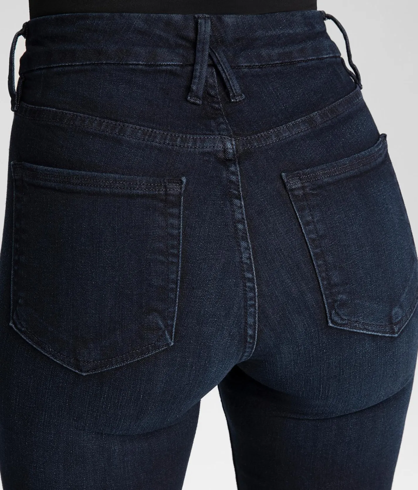 GOOD AMERICAN Good Legs High Rise Skinny Stretch Jean B224