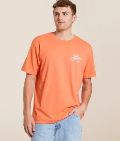 Tail Chasers Club Hooked For Life T-Shirt Fusion Coral Sale