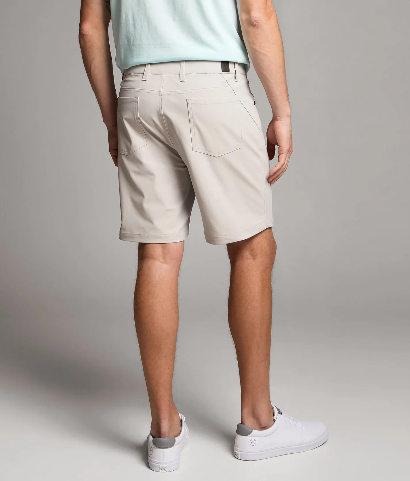 Maven Co-op Hook Performance Stretch Short Light Grey New