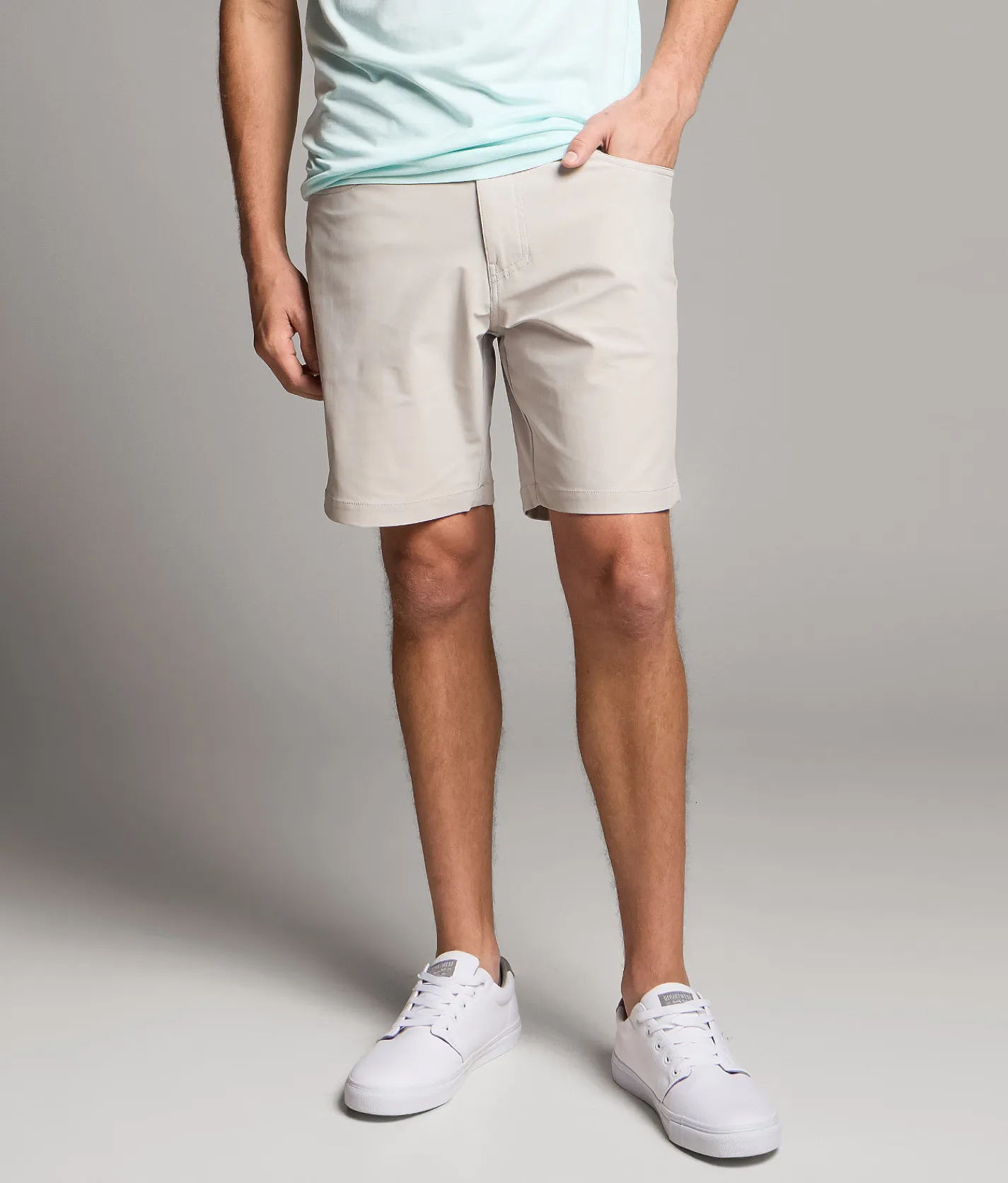 Maven Co-op Hook Performance Stretch Short Light Grey New