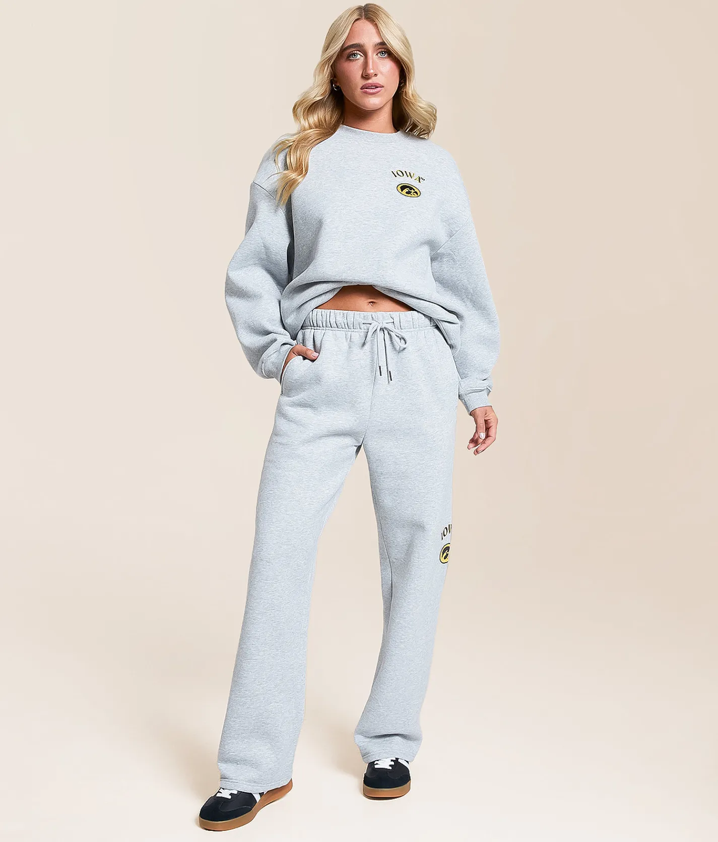 Tops|Activewear | HYPE AND VICE Iowa Hawkeyes Oversized Pullover Heather Grey