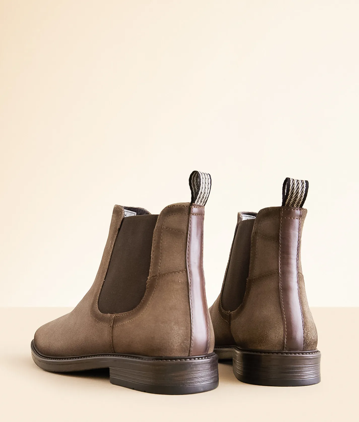 Roan by Bed Stu Jardeen Leather Chelsea Boot Taupe MPD Clearance