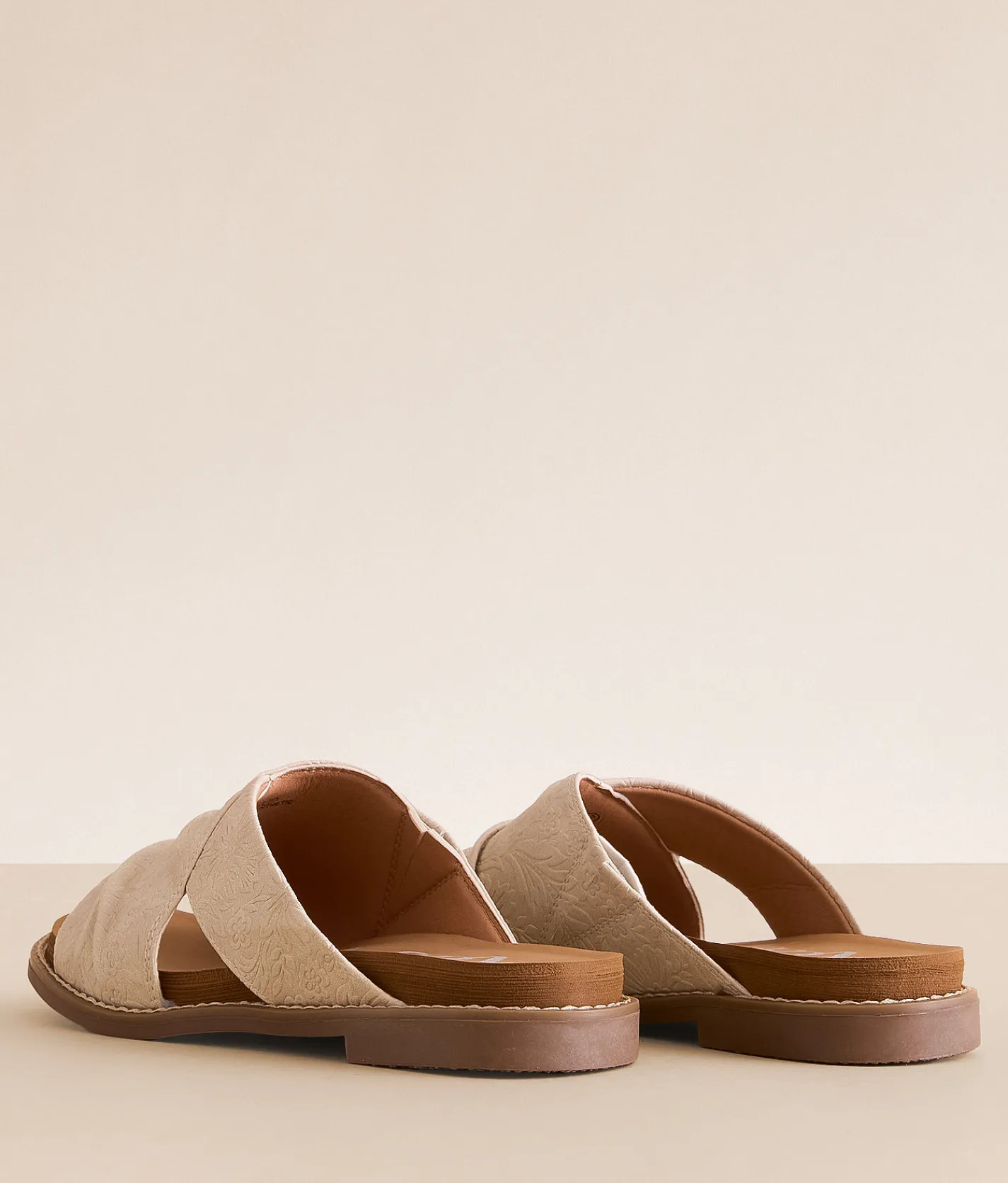 Very G Jolene Tooled Sandal Cream