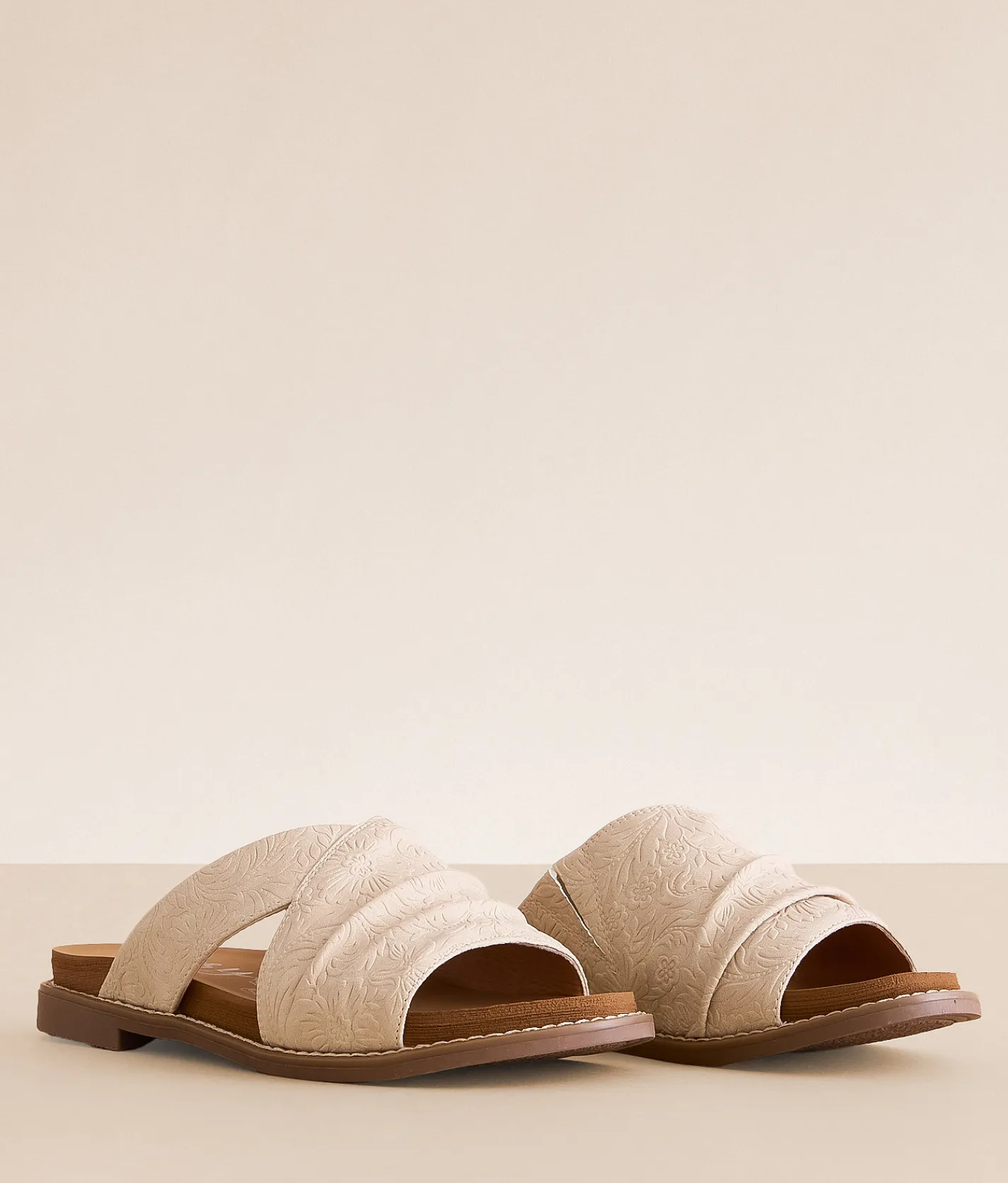 Very G Jolene Tooled Sandal Cream
