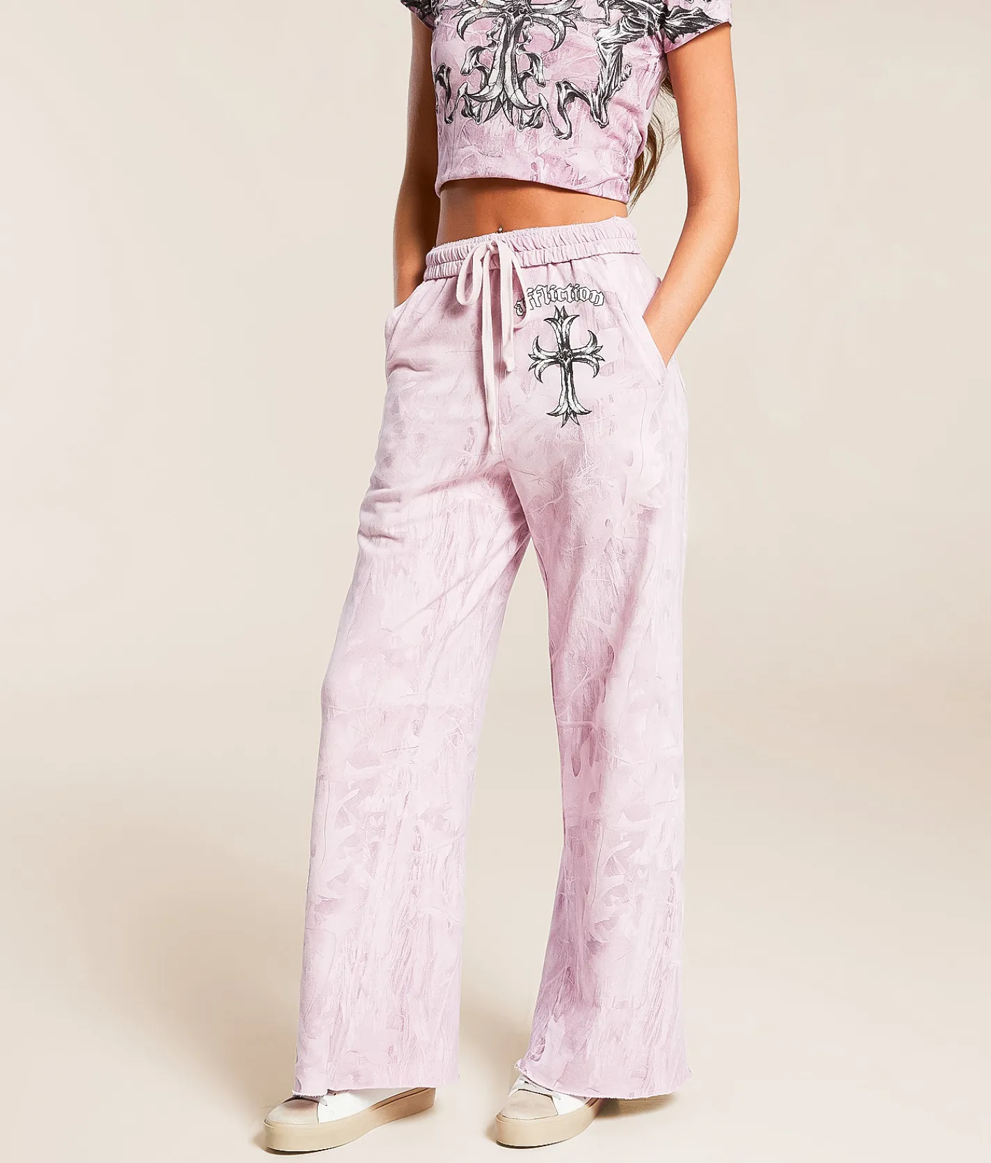 Bottoms | Affliction Jump Camo Sweatpant Lt Pink Reactive