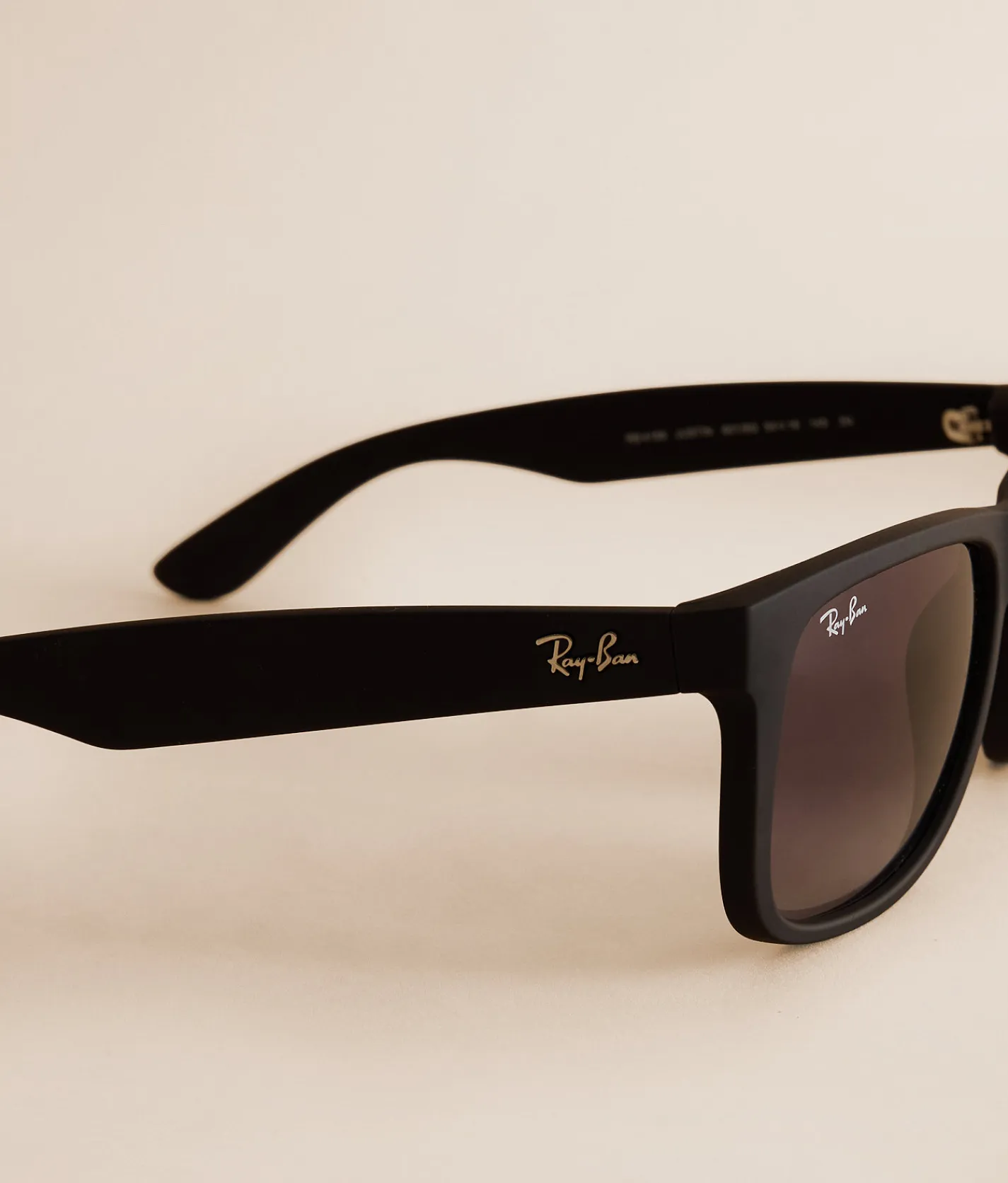 Ray-Ban® Justin Sunglasses Rubber Black Light Grey G Best
