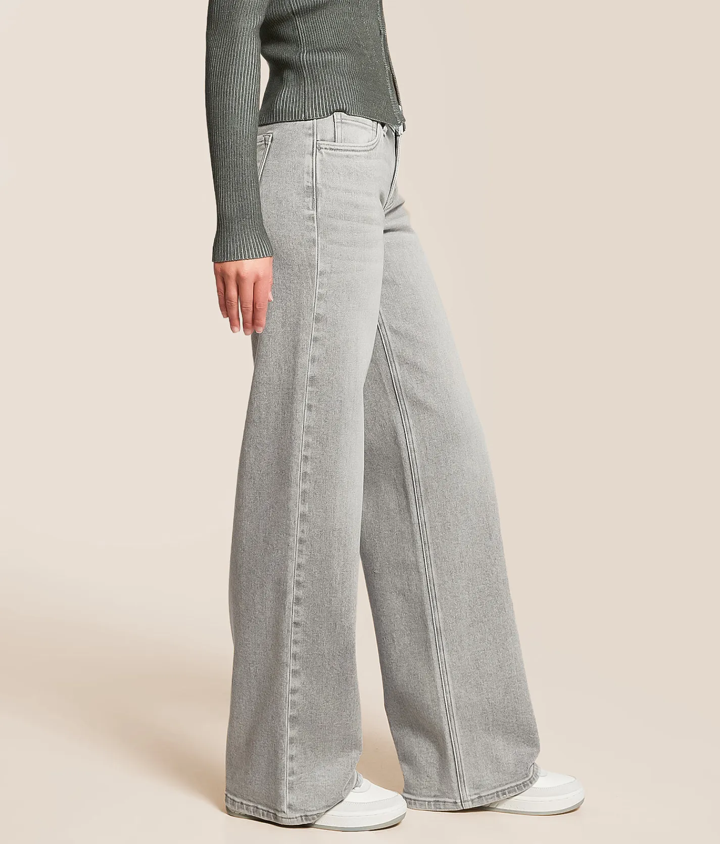 VERVET by Flying Monkey Kris Baggy Low Rise Stretch Jean Beaming New