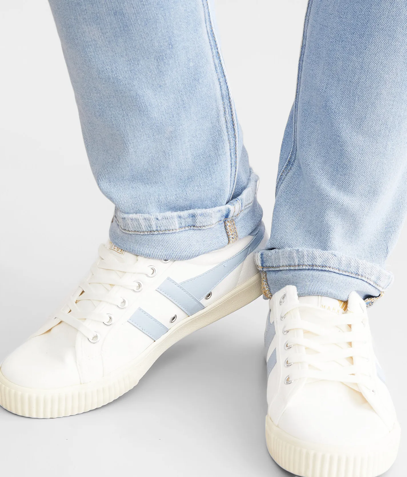 Jeans|Bottoms | KanCan Signature Kurvy Mid-Rise Straight Stretch Jean Hannah