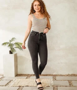 KanCan Signature Kurvy Ultra High Ankle Jean Rowan New