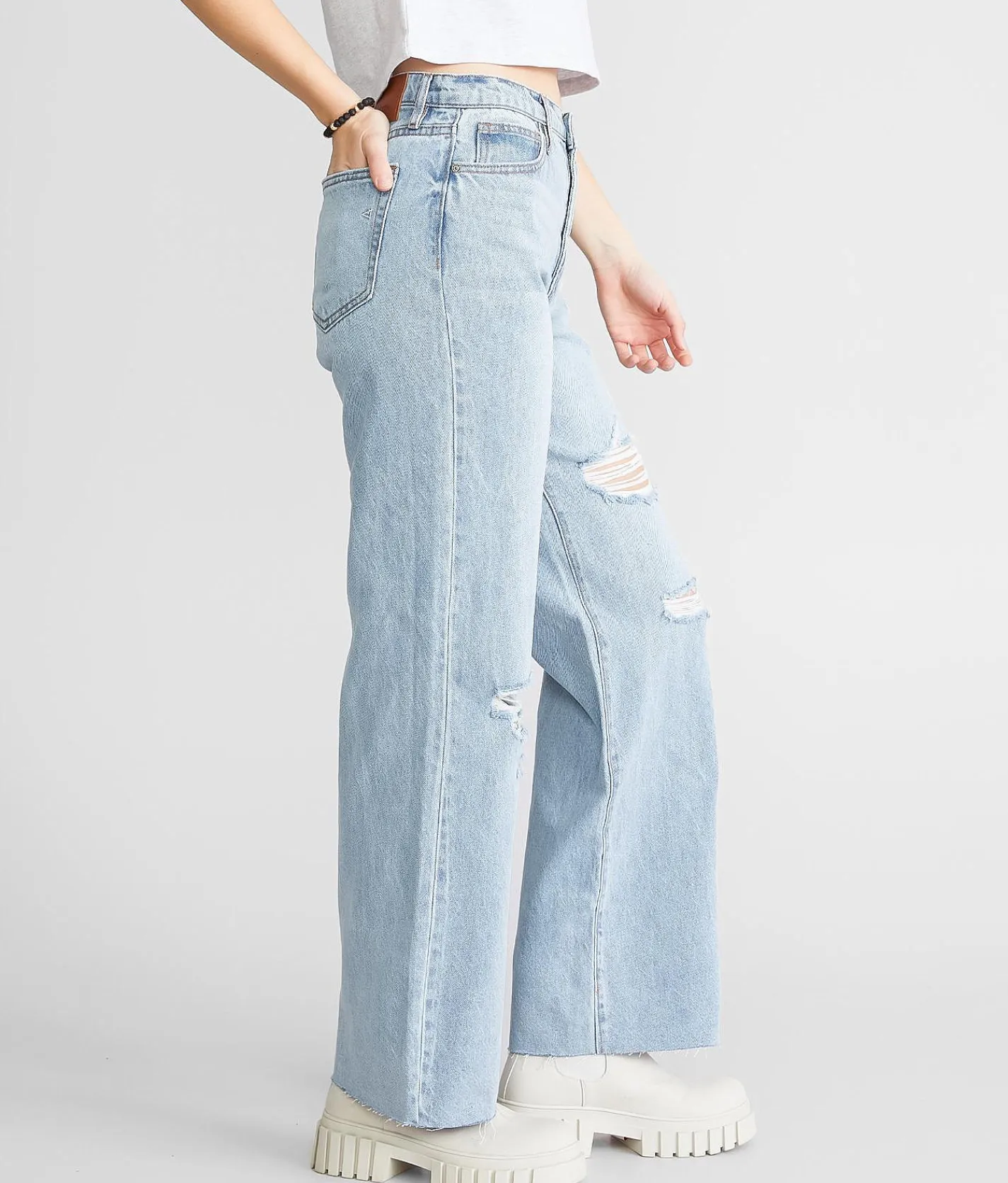 HIDDEN Logan Dad Jean Light Online