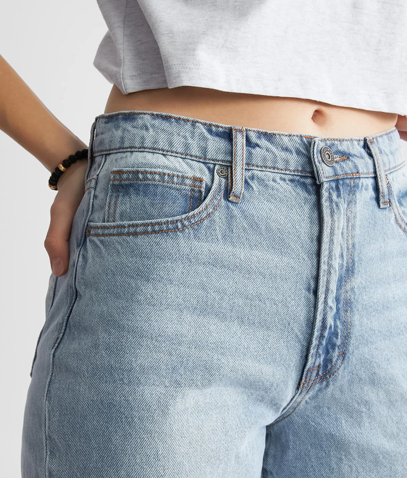 HIDDEN Logan Dad Jean Light Online