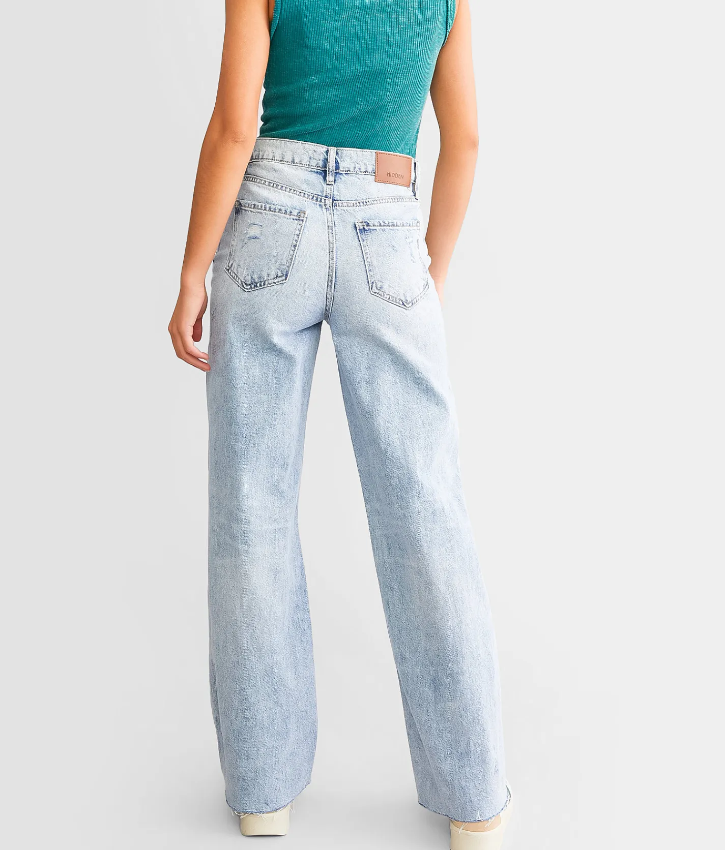 HIDDEN Logan Dad Jean Light Online