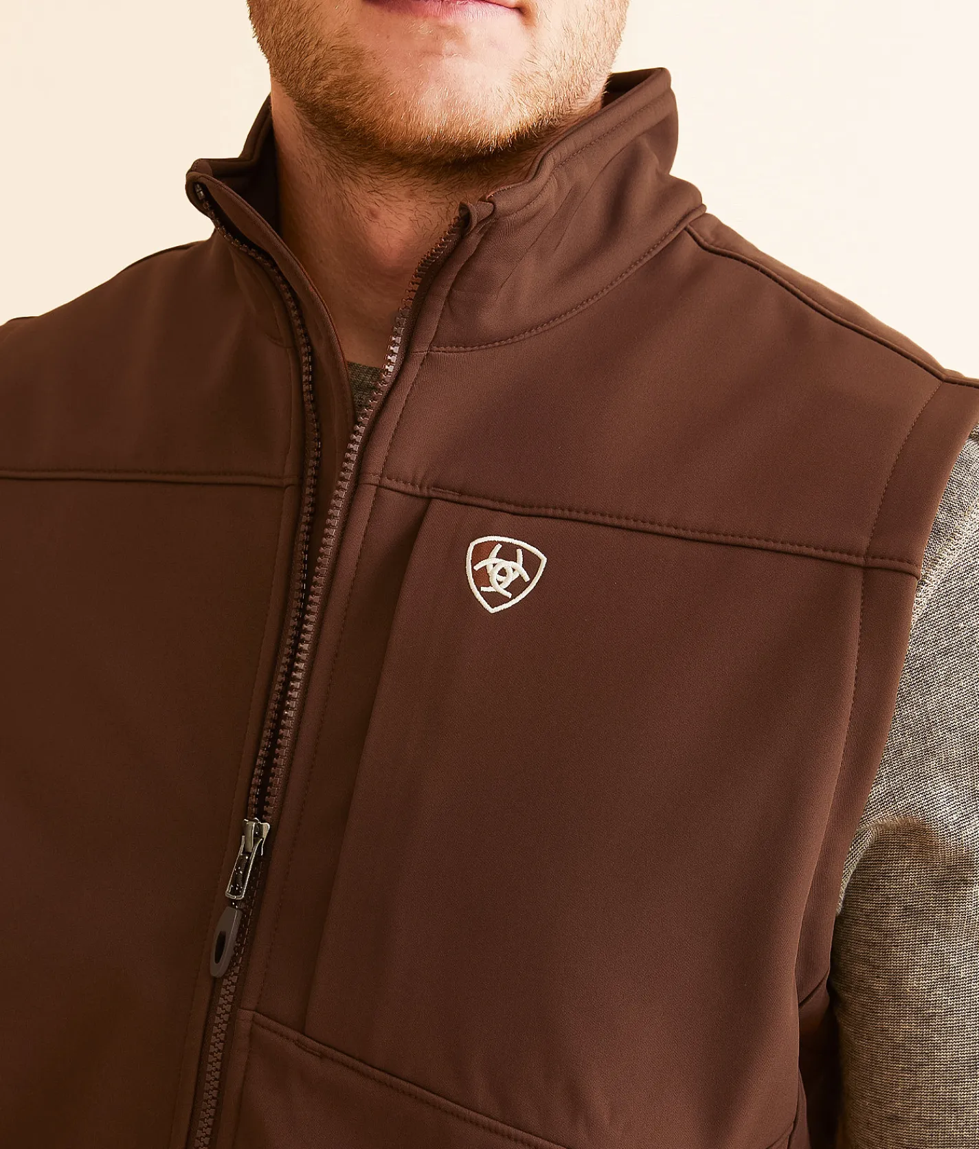 Ariat Logo 2.0 Softshell Vest Shaved Chocolate Discount
