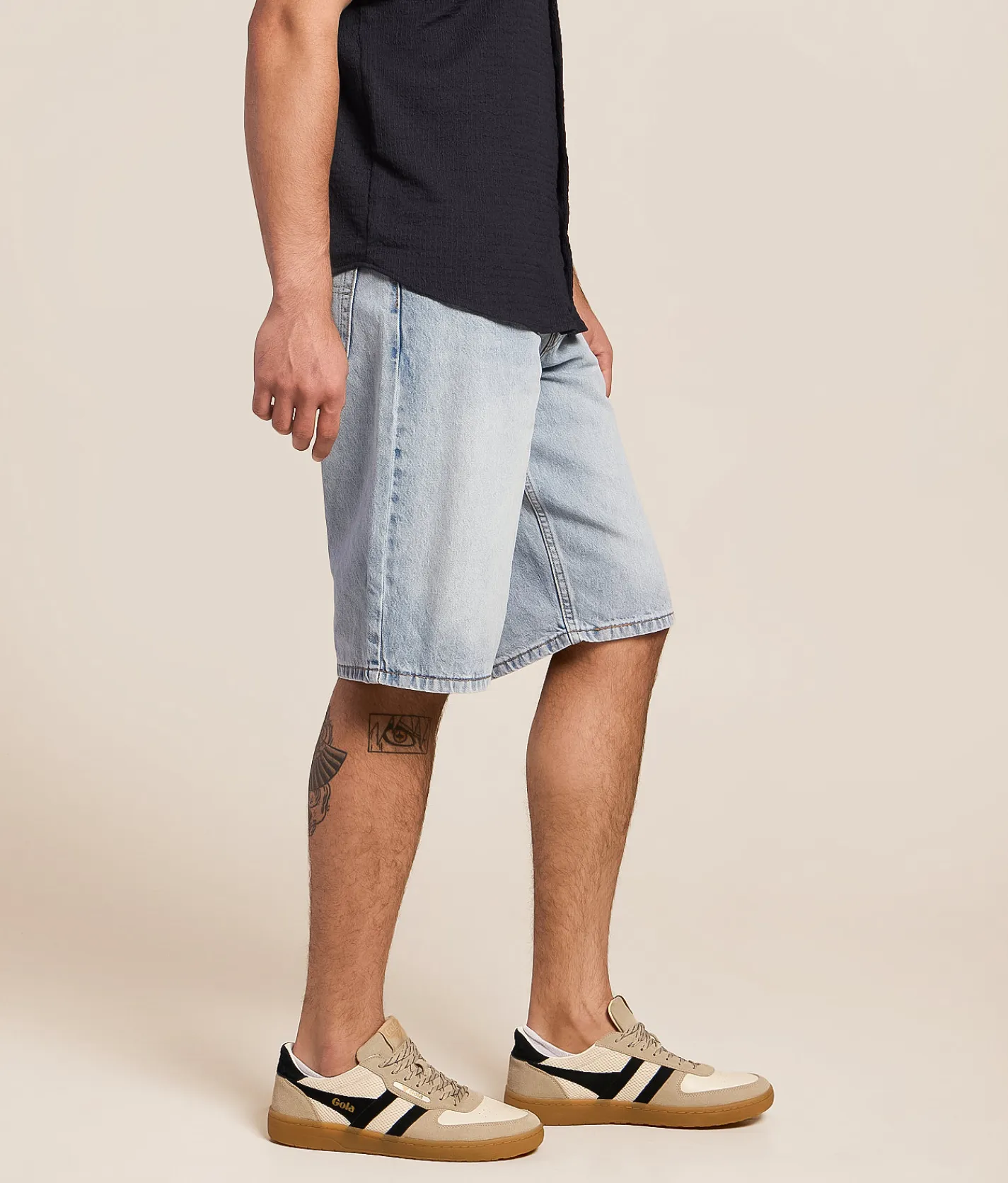 Levi's® 470 Loose Short Sunrise Morning