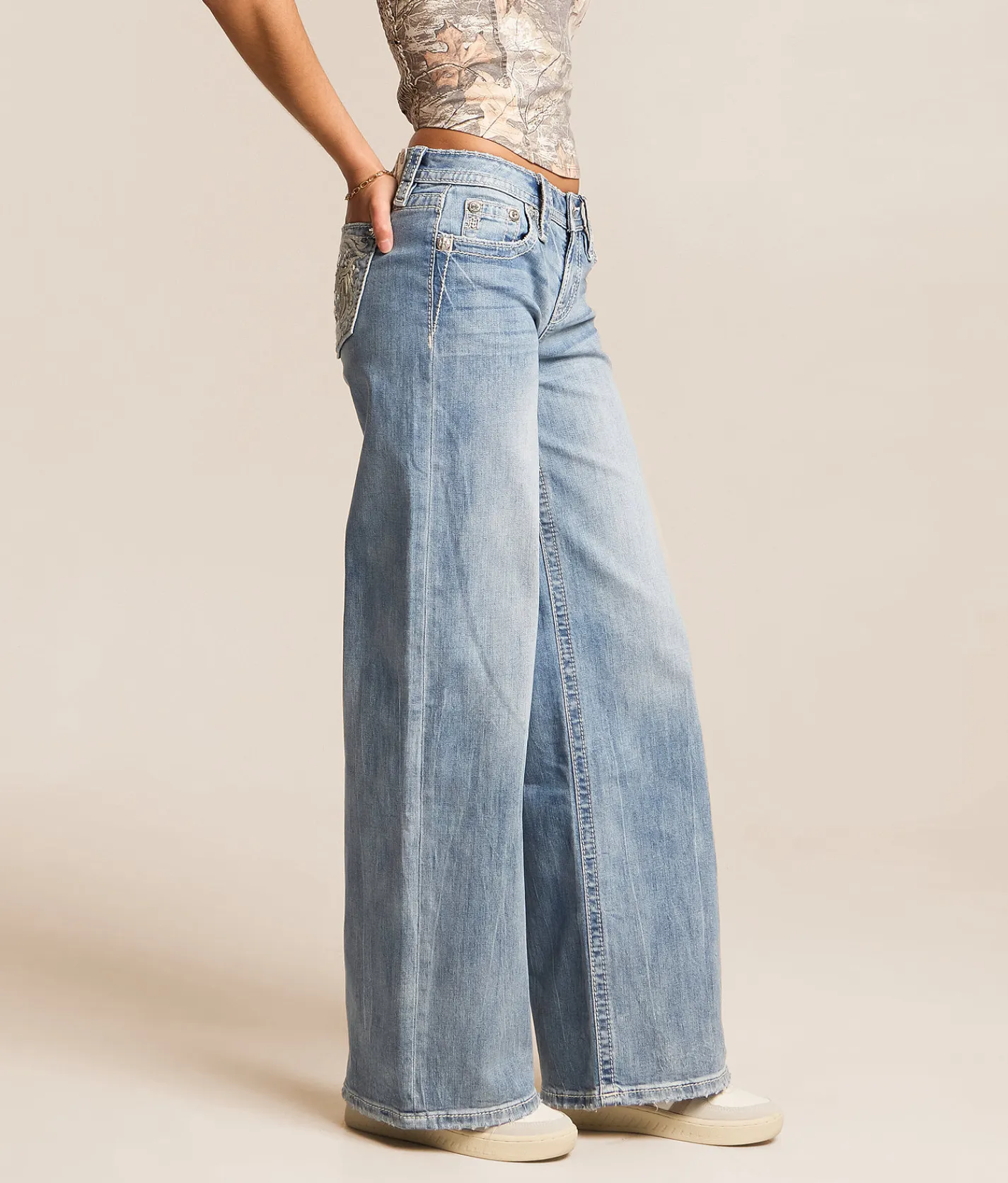 Miss Me Low Rise Wide Leg Stretch Jean L383