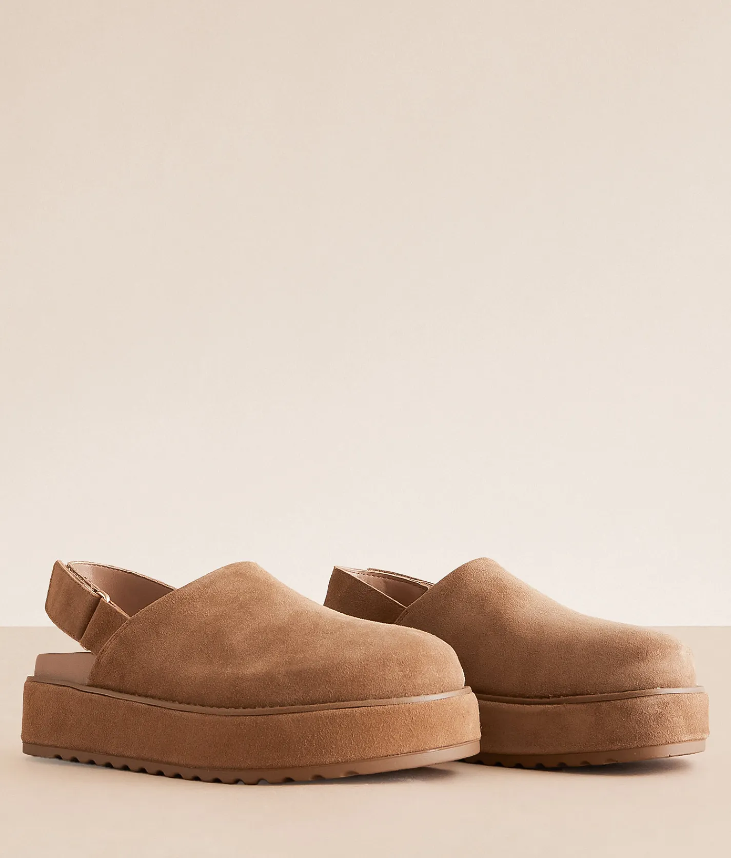 Steve Madden Mellow Leather Platform Clog Cognac Suede Hot