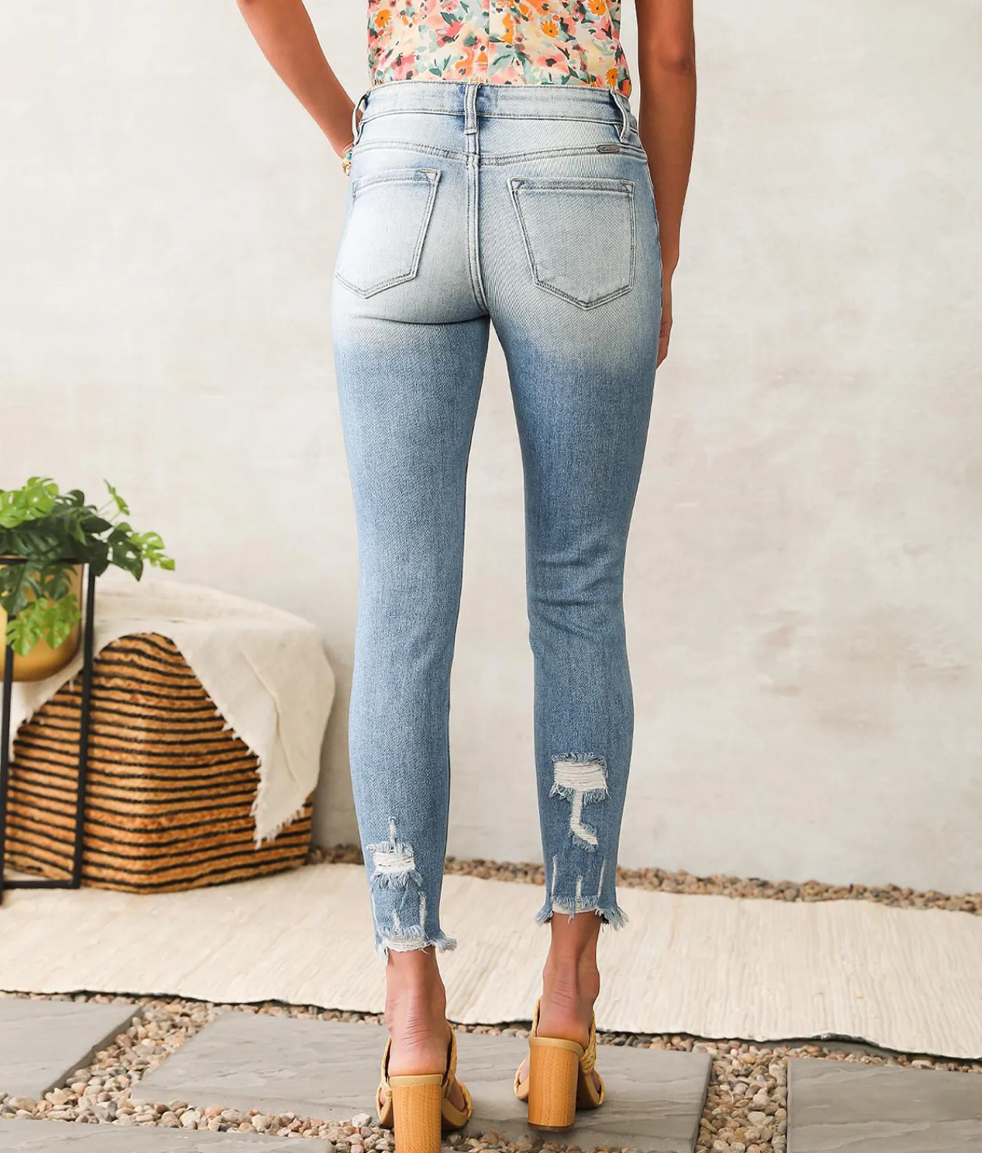 KanCan Signature Mid-Rise Ankle Skinny Jean Joelle Online