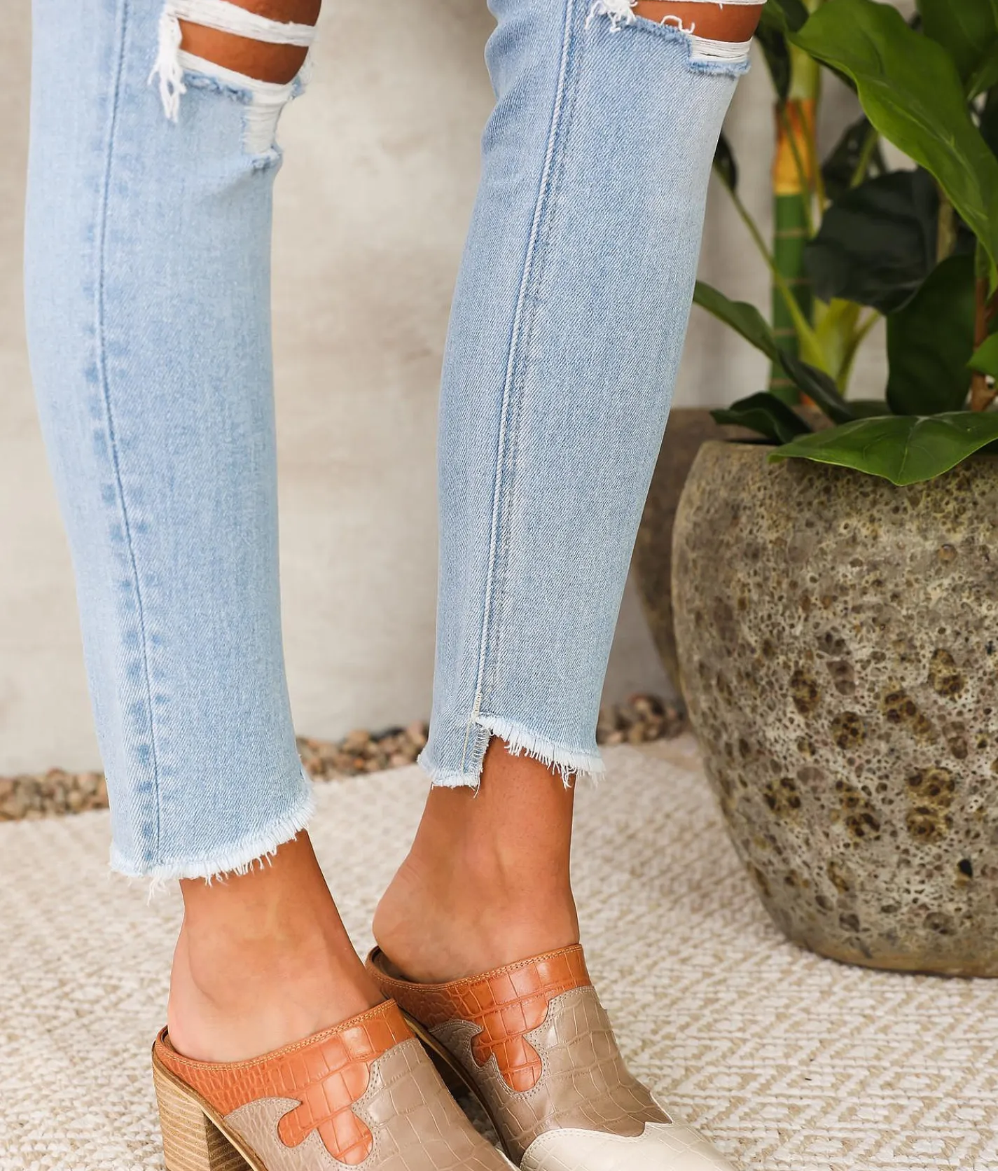Bridge by GLY Mid-Rise Ankle Skinny Jean Fast Car Best