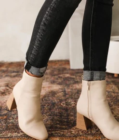 Bridge by GLY Mid-Rise Ankle Skinny Jean Stable Hot