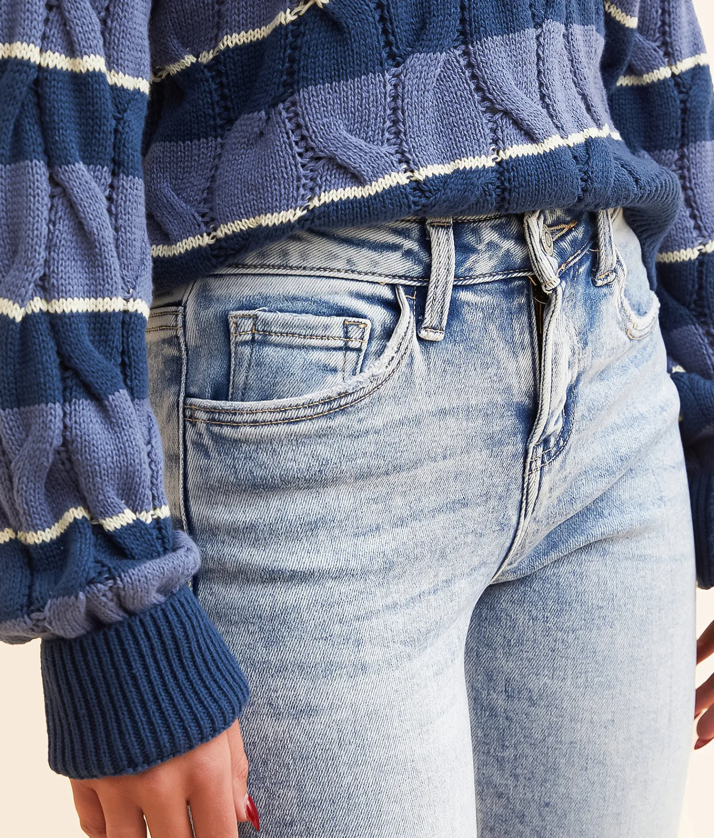 Flying Monkey Mid-Rise Cropped Straight Stretch Jean Ebb