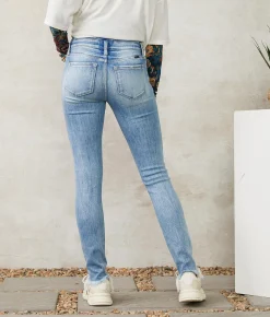 KanCan Signature Mid-Rise Skinny Stretch Jean Mckenna Clearance