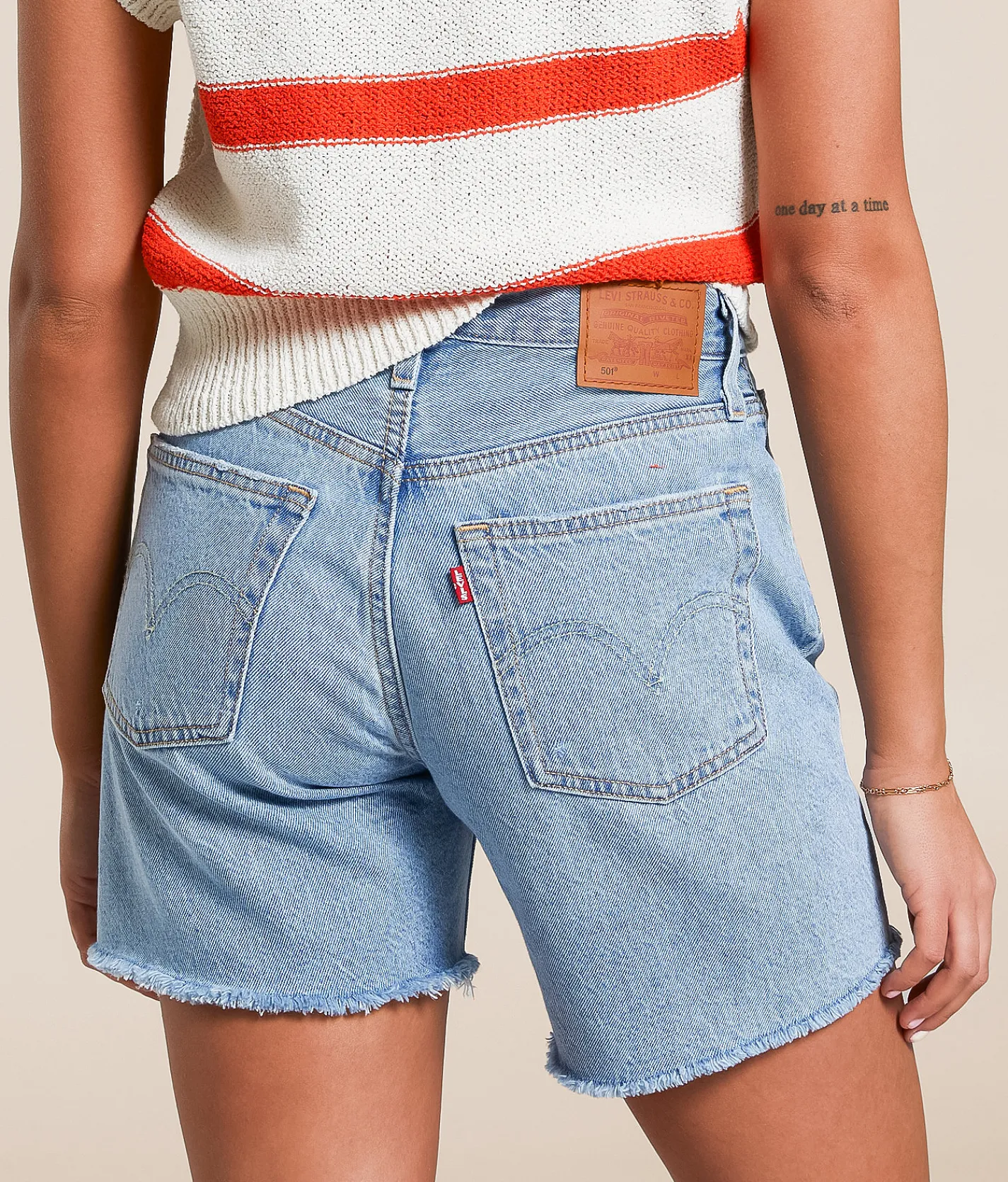 Levi's® 501 Mid-Thigh Short Fun Flare New