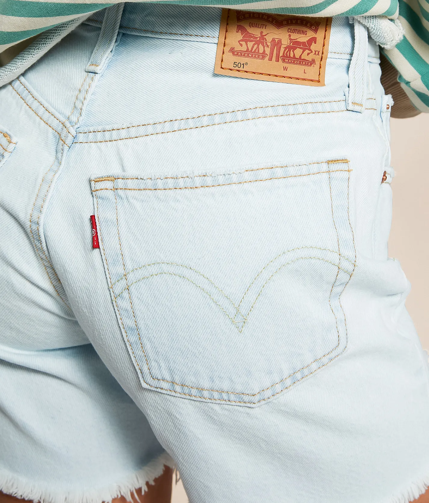Bottoms|Shorts | Levi's® 501 Mid Thigh Short Fade Off