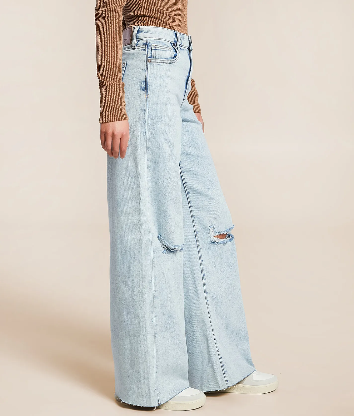 HIDDEN Nori Wide Leg Stretch Jean Light New