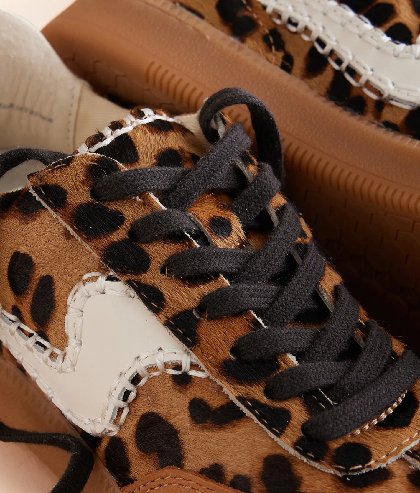 Dolce Vita Notice Stitch Leather Sneaker Dk Leopard New