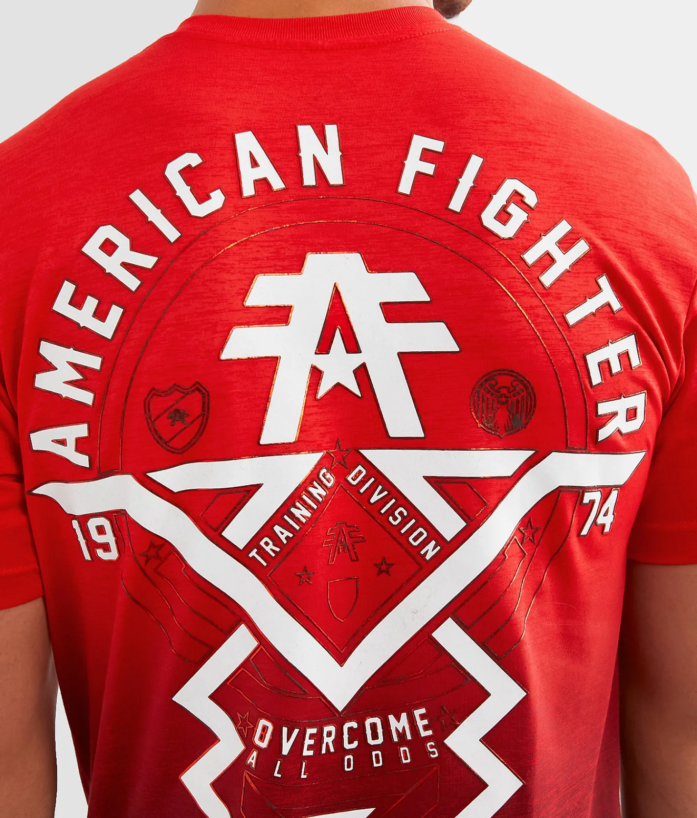 American Fighter Oakview T-Shirt Poppy Red Chinese Red Discount