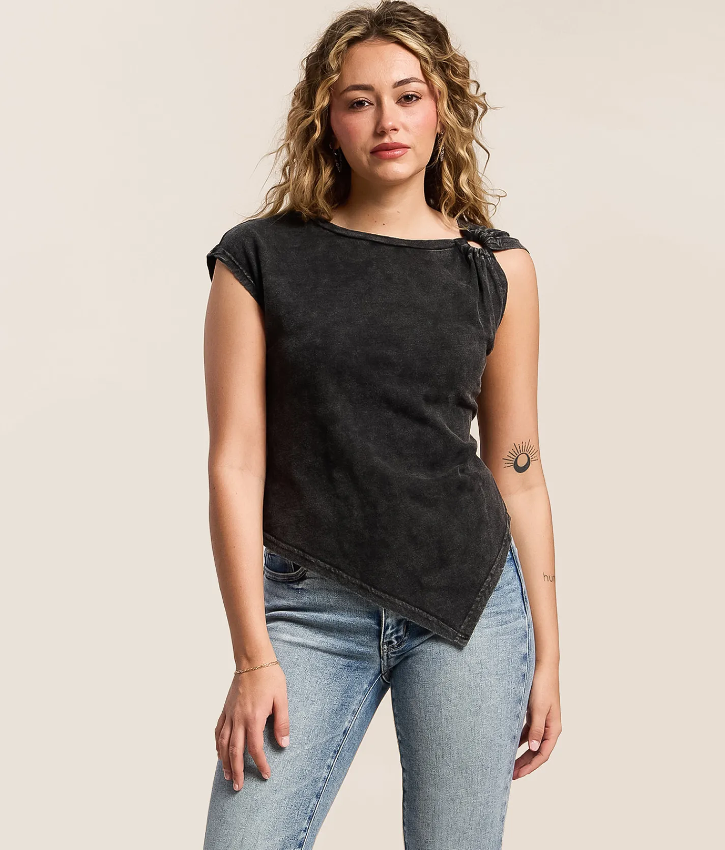 Tops | Gilded Intent O-Ring Top Washed Black