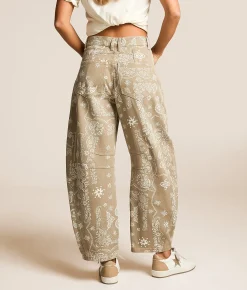 Jeans|Bottoms | Veveret Paisley Barrel Jean Sand