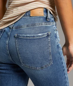 BKE Parker Boot Stretch Jean Swan 2