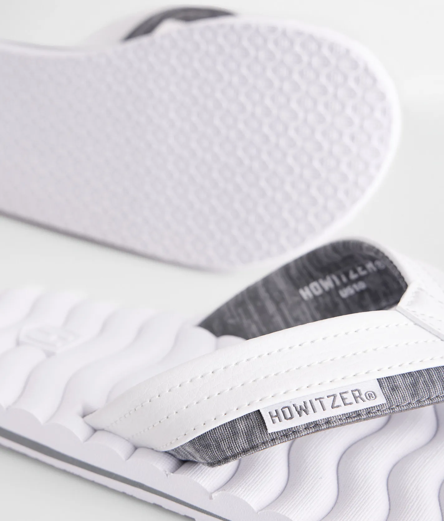 Howitzer Patriot Flip White Best