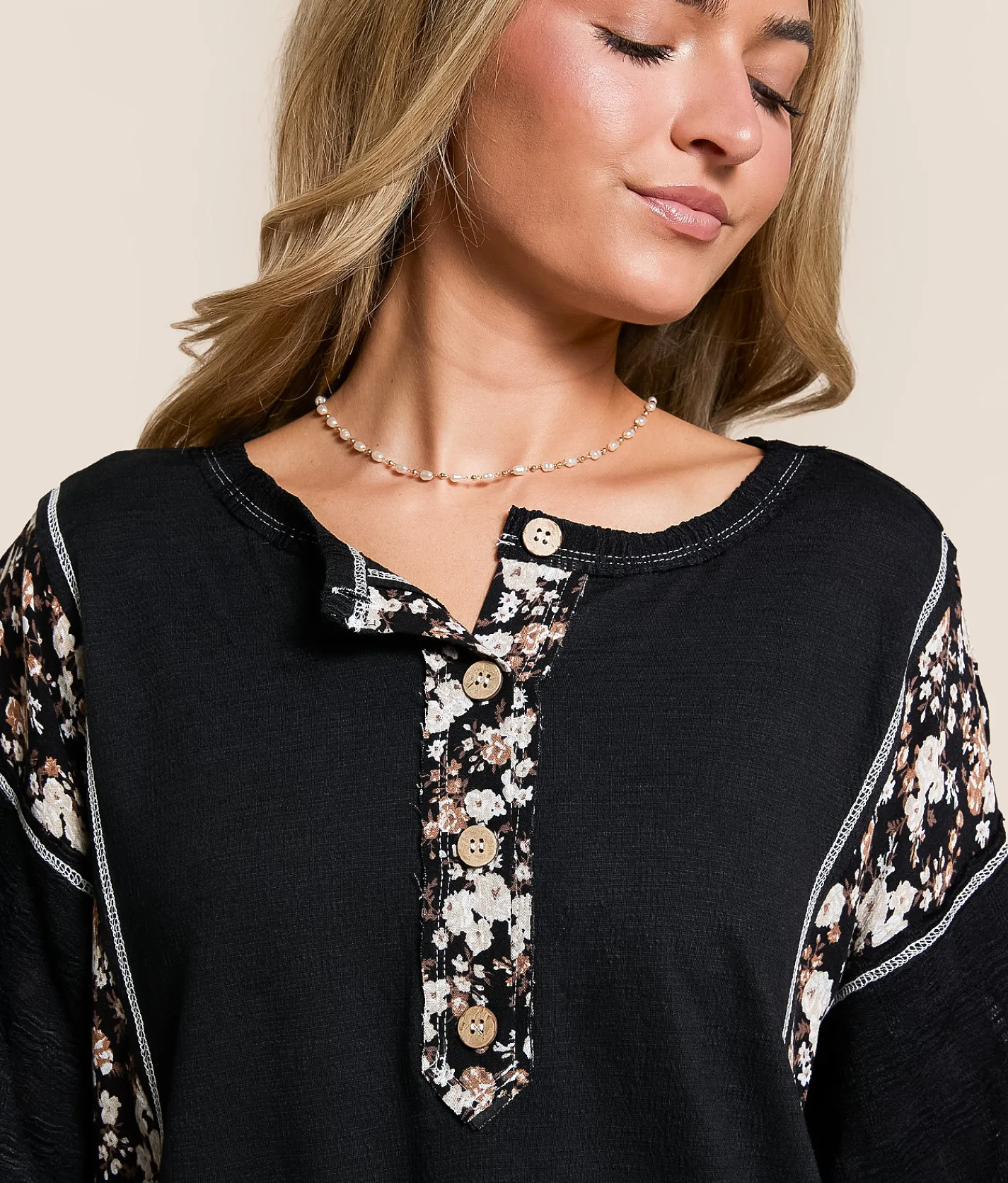 Daytrip Pieced Floral Henley Black Discount