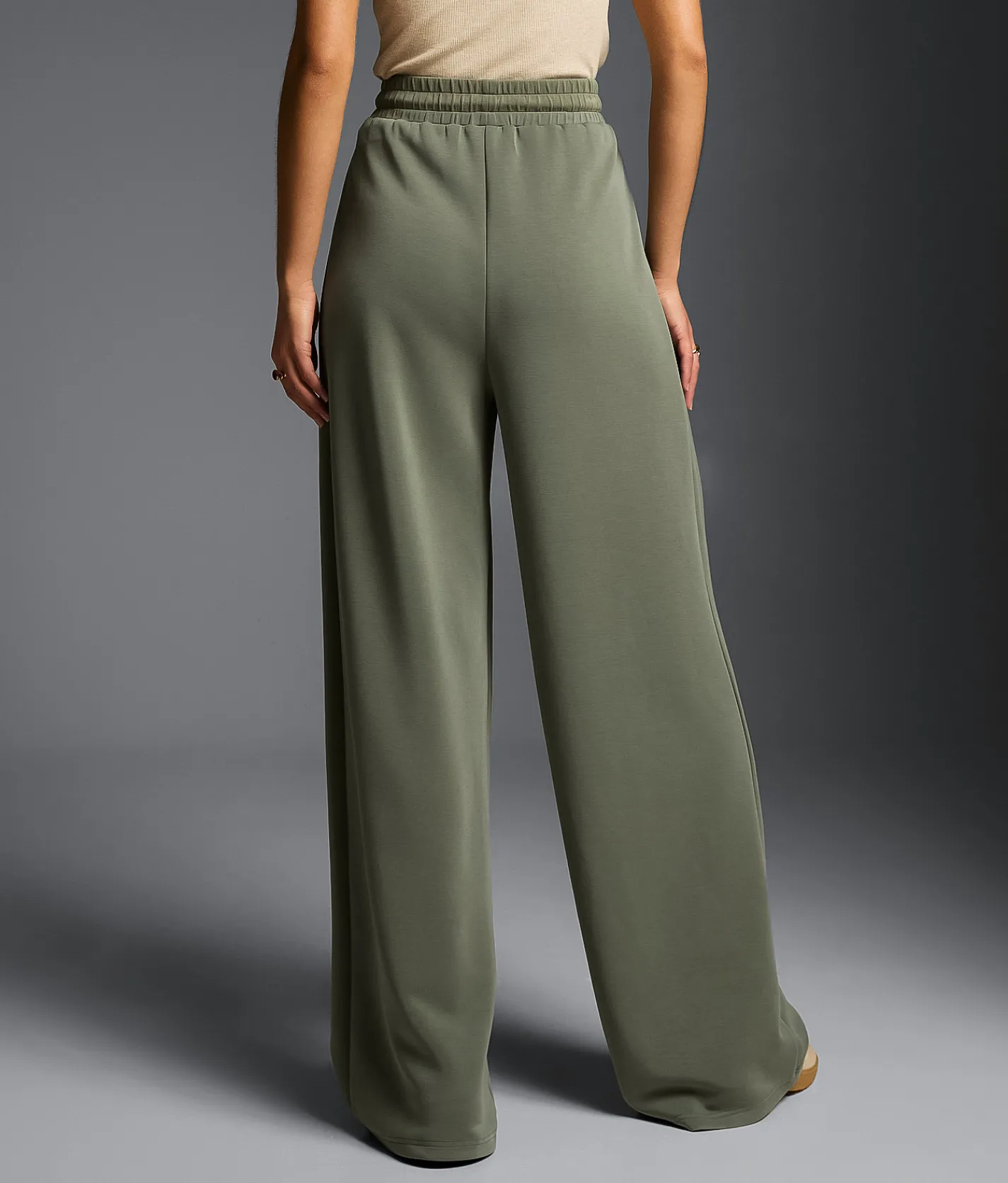 Buckle Black Pleated Pant Laurel Wreath Clearance