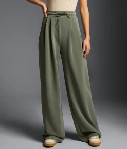 Buckle Black Pleated Pant Laurel Wreath Clearance