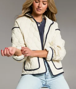 BKE Prep Edit - Quilted Jacket Cream Navy Best