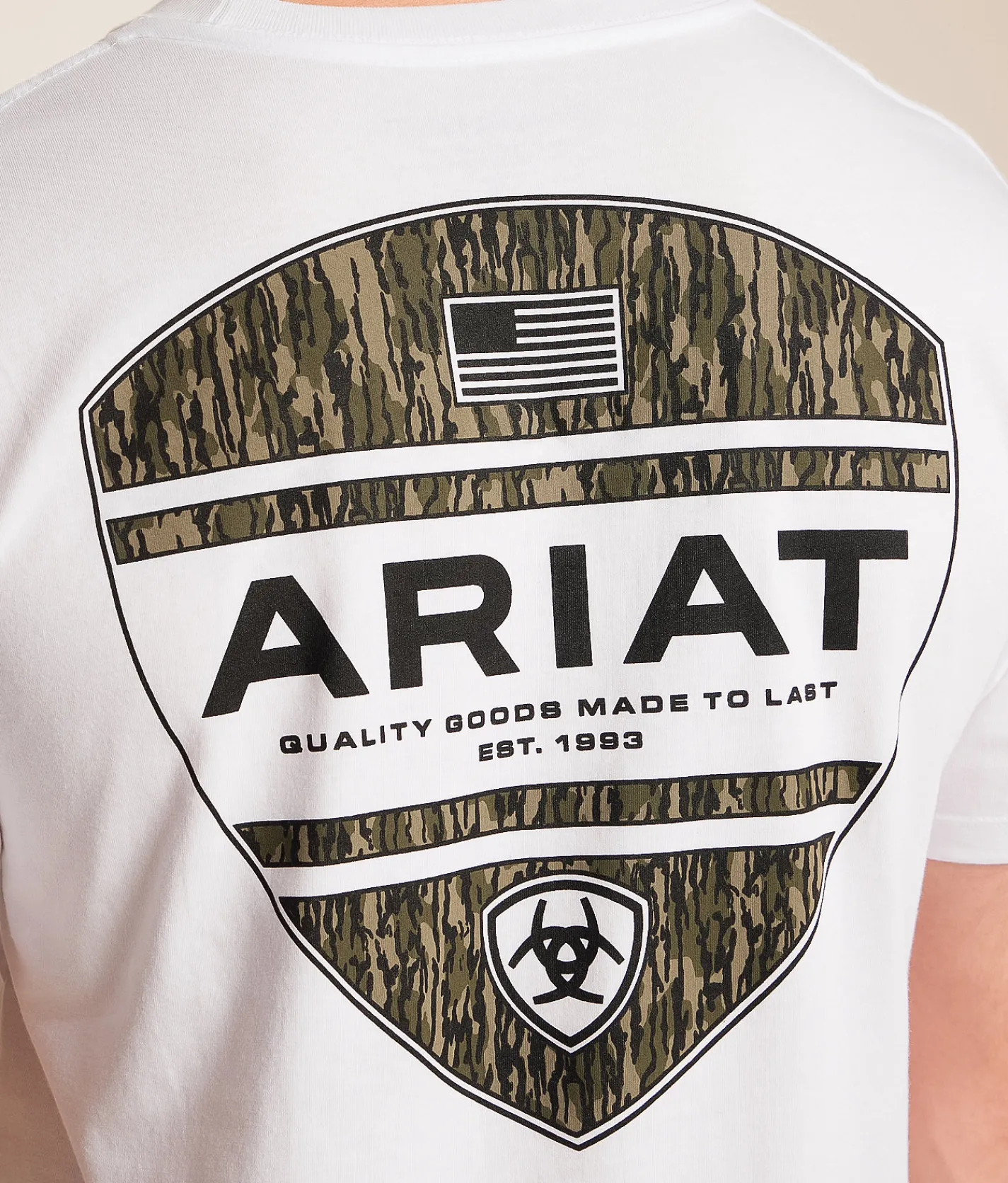 Tops|Graphic T-Shirts | Ariat Realcamo Shield T-Shirt White