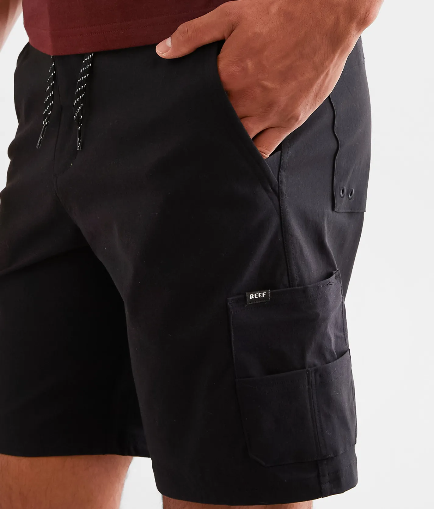 Coco Reef Reef Bramble Utility Stretch Walkshort Caviar Online