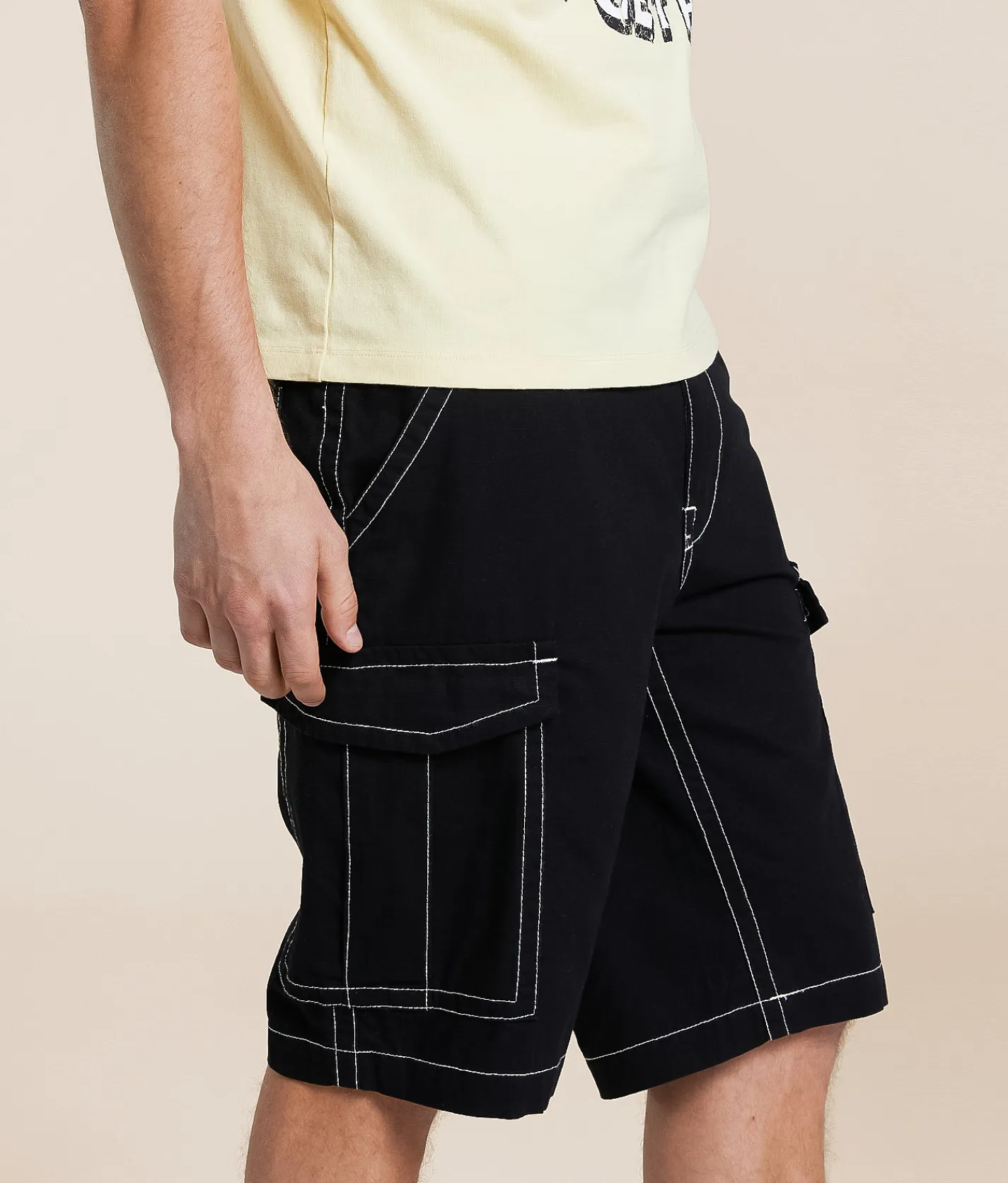 True Religion Relaxed Cargo Short Kalamata Best
