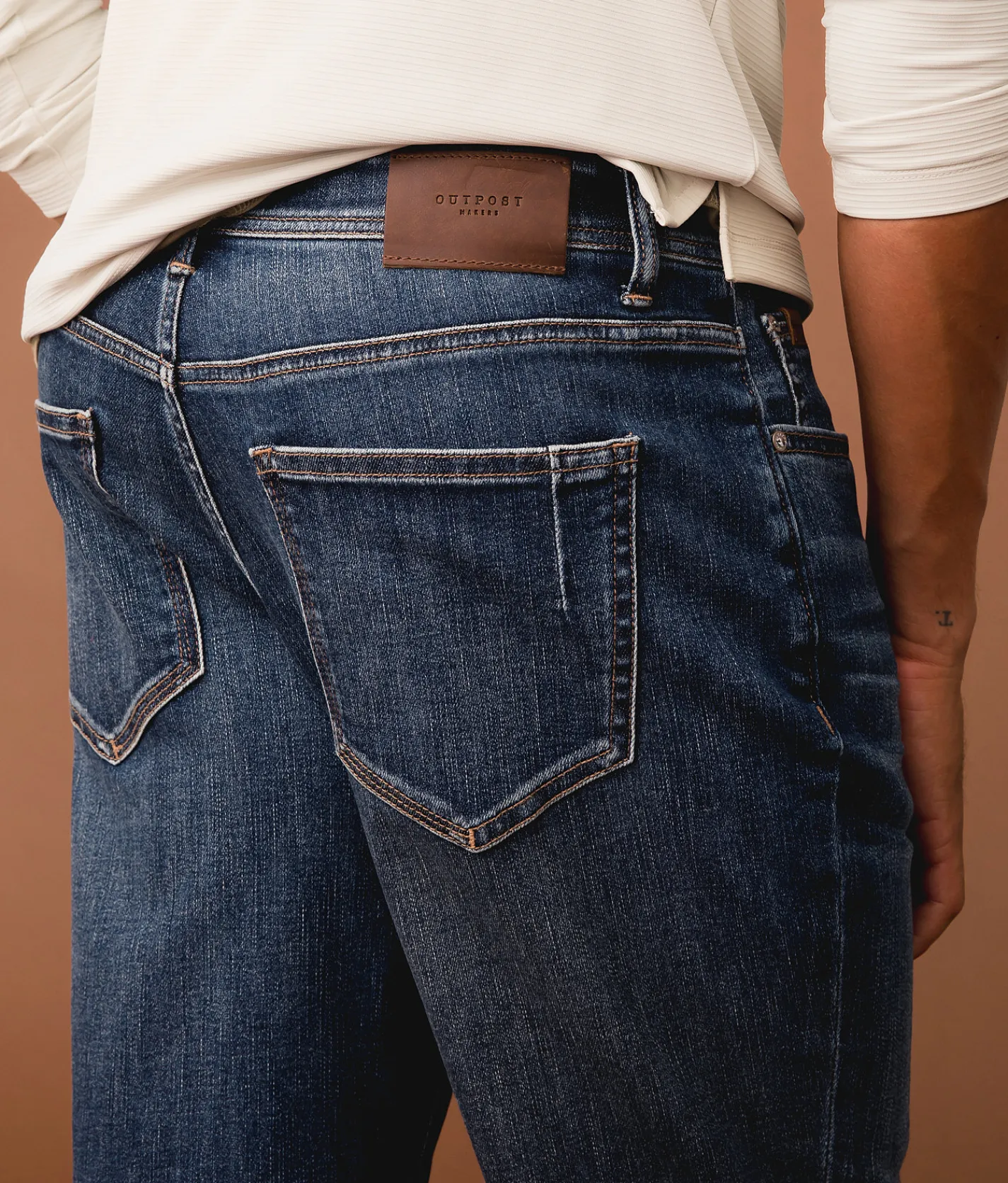 Outpost Makers Relaxed Straight Stretch Jean Moretti Discount