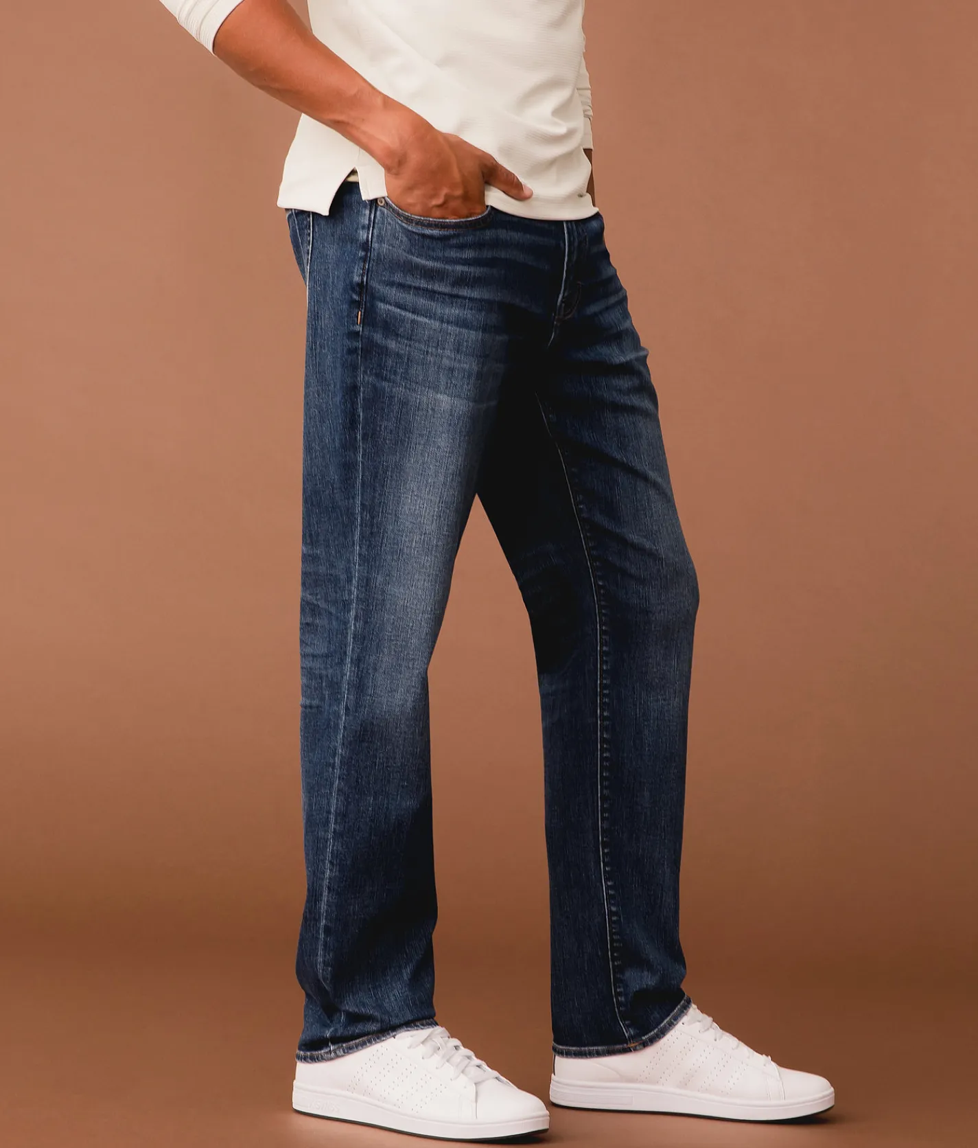 Outpost Makers Relaxed Straight Stretch Jean Moretti Discount