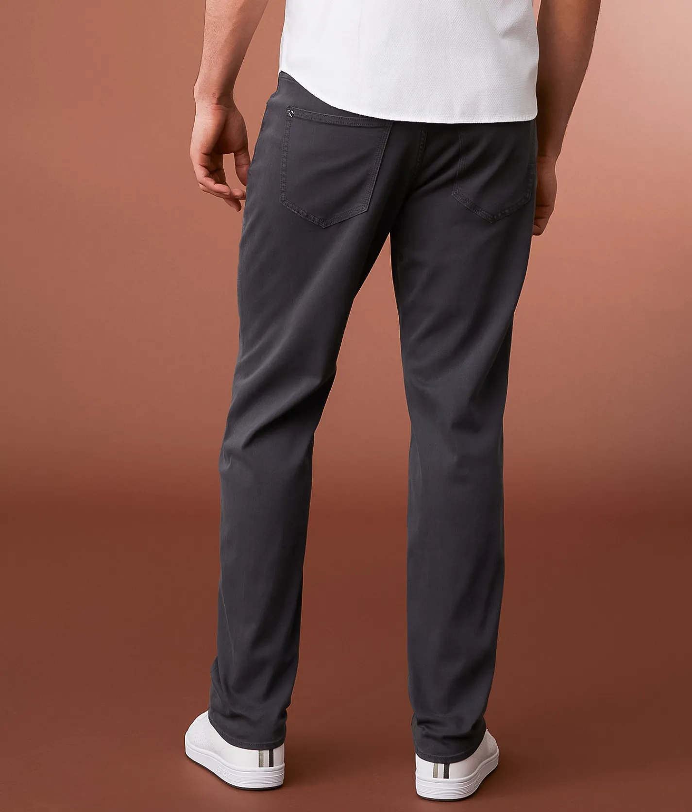 Outpost Makers Relaxed Straight Stretch Pant Asphalt Best
