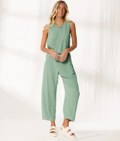 BKE Resort Edit - Pieced Woven Tank Top Green Spruce Online