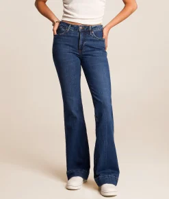 Jeans|Bottoms | Wrangler® Retro Trouser Flare Stretch Jean Sara