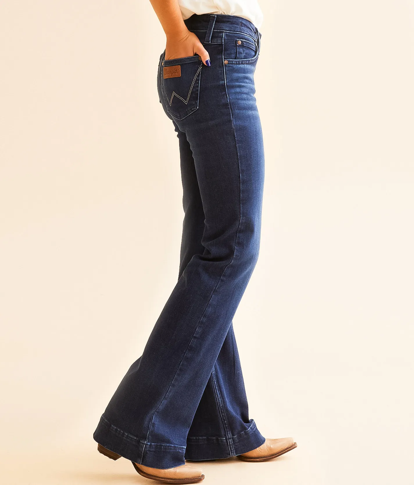 Jeans|Bottoms | Wrangler® Retro Trouser Stretch Jean Cassie