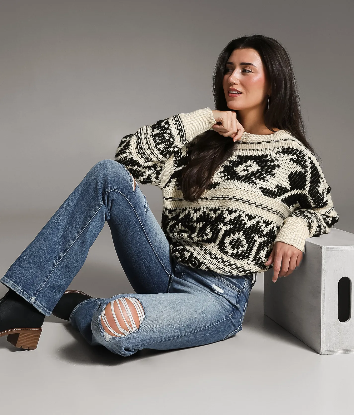 BKE Reverse Yarn Sweater Cream Black Online