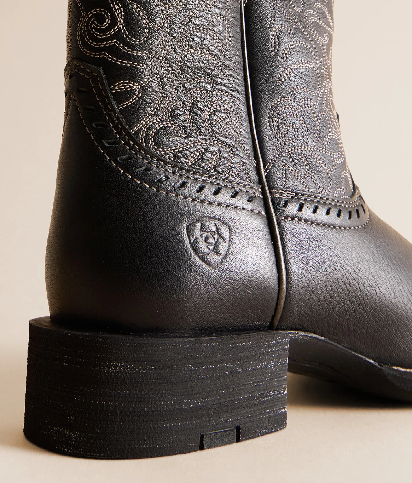 Ariat Round Up Remuda Leather Western Boot Black Deertan Hot