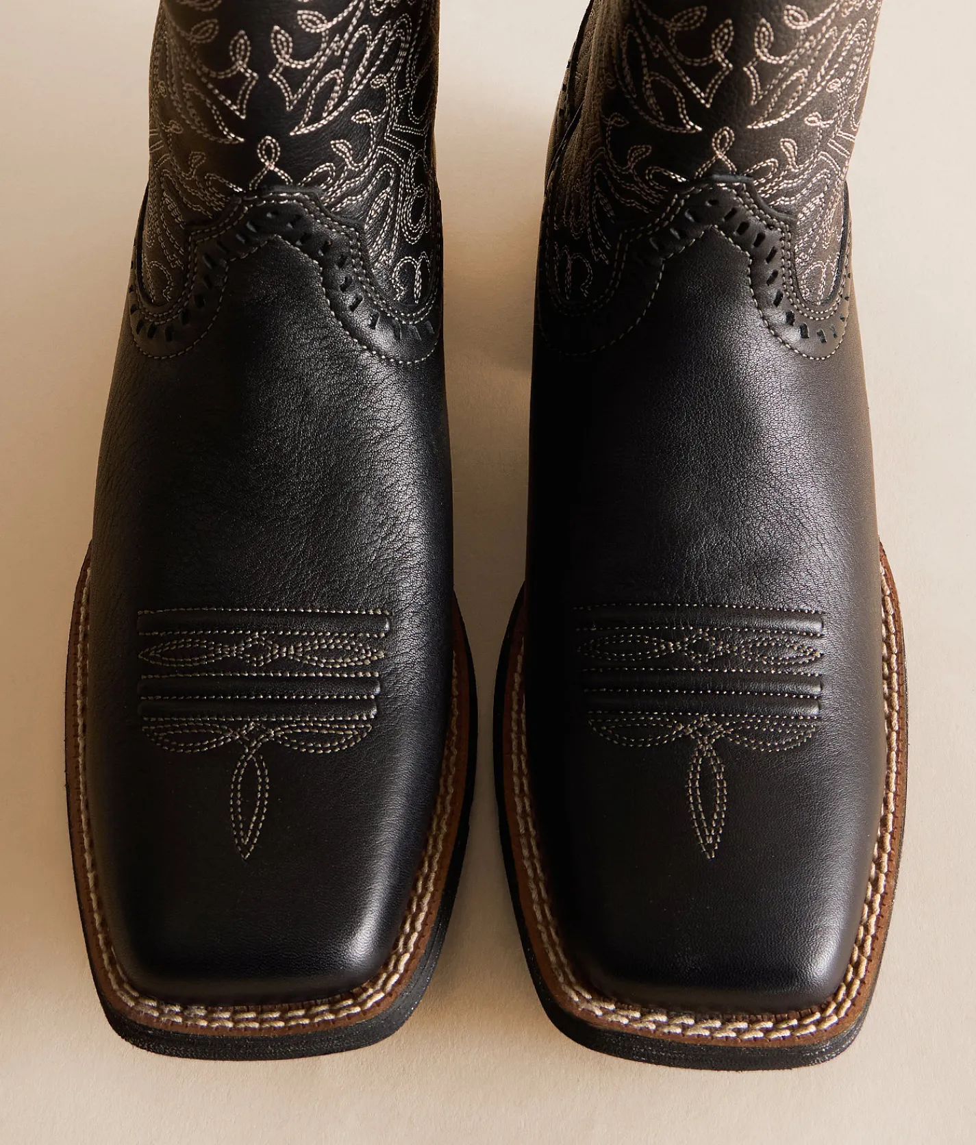 Ariat Round Up Remuda Leather Western Boot Black Deertan Hot